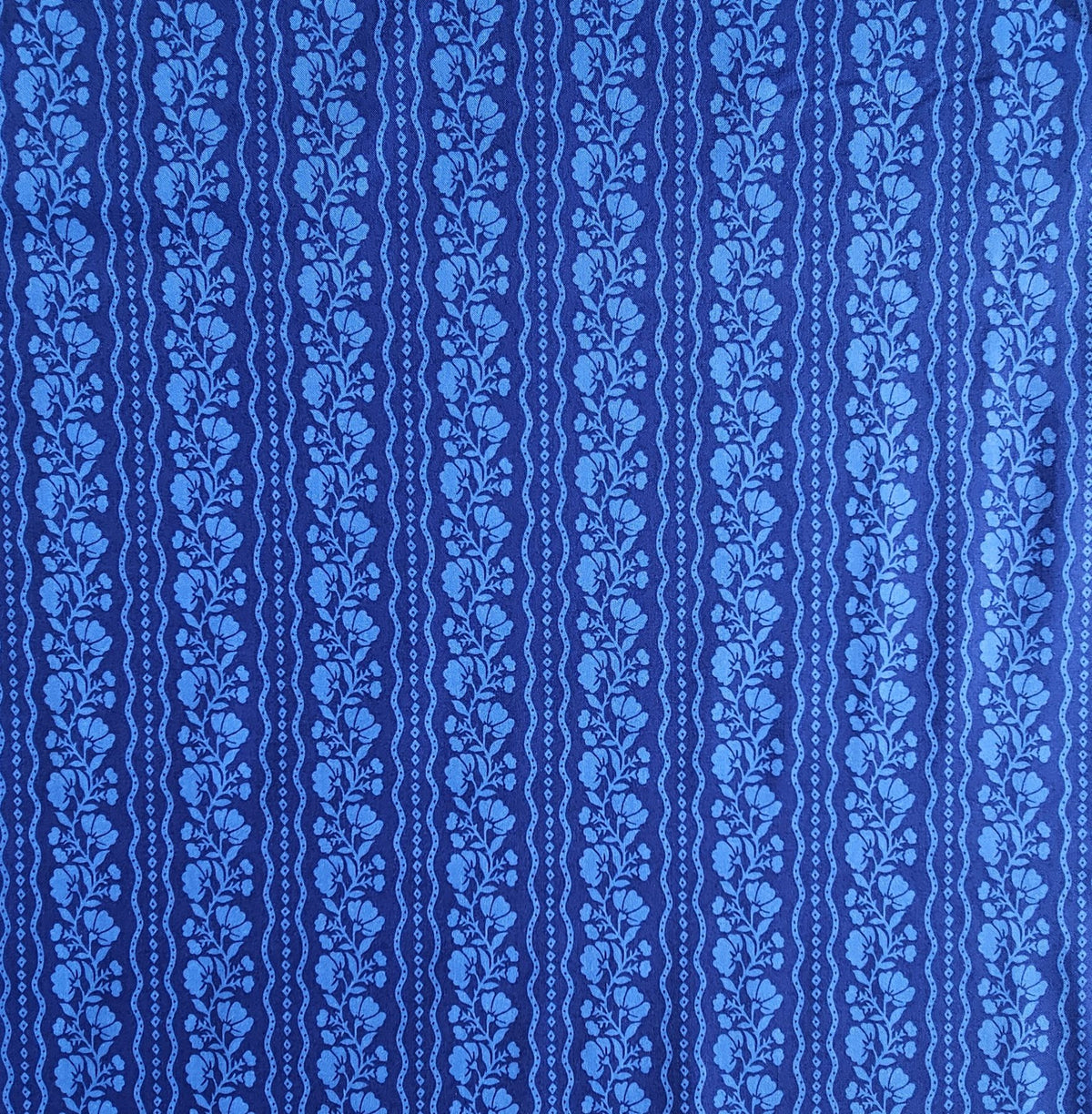 Liberty - Garden Party Collection - Jasmine Path-L220