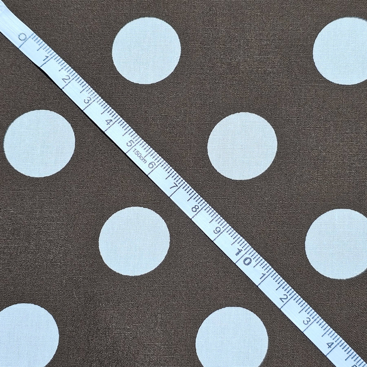 Sevenberry - Brown with white dots S0049