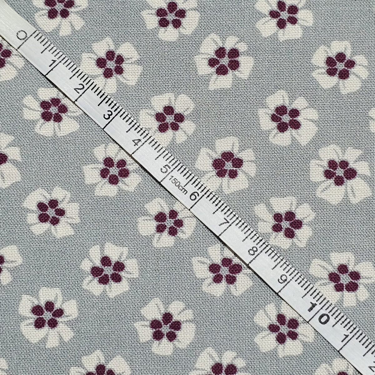 Dutch Heritage - 1970's Fabrics DH010
