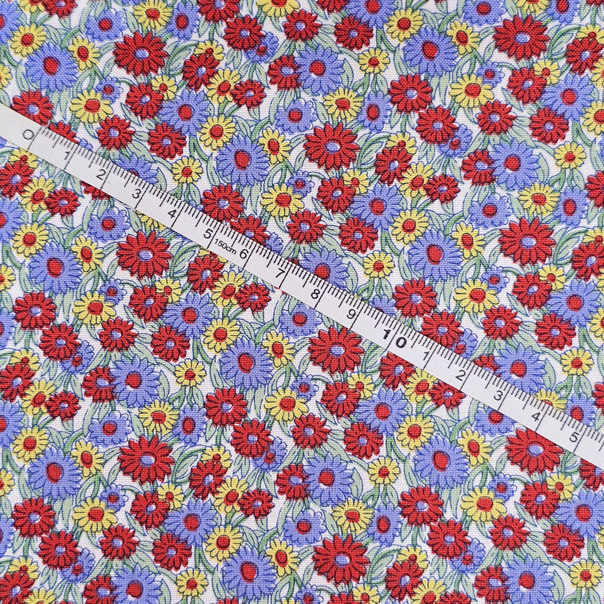 Liberty - Lasenby  Cotton - Marguerite Meadow - L260