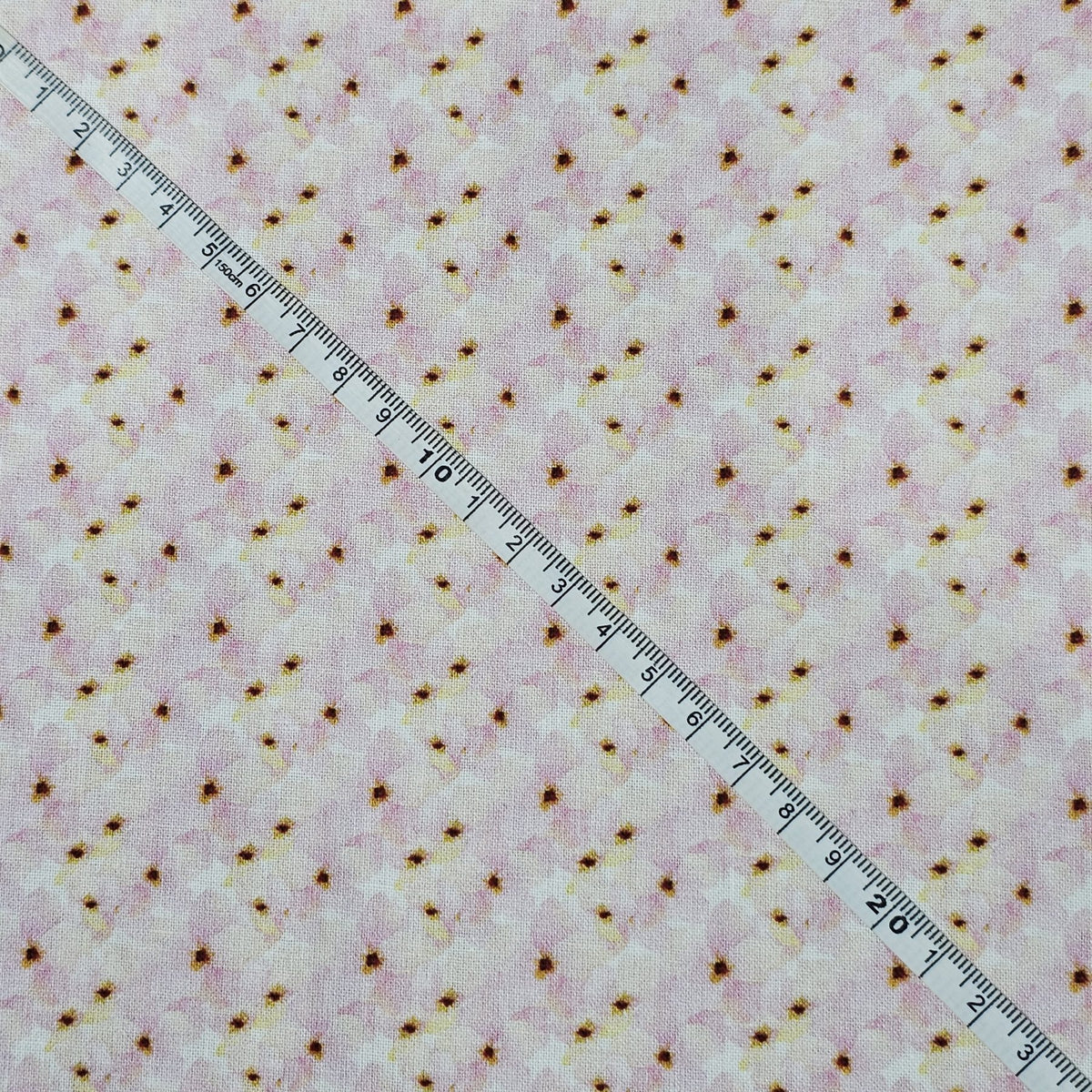 Crafty Fabrics - Small Flowers Design - CC088