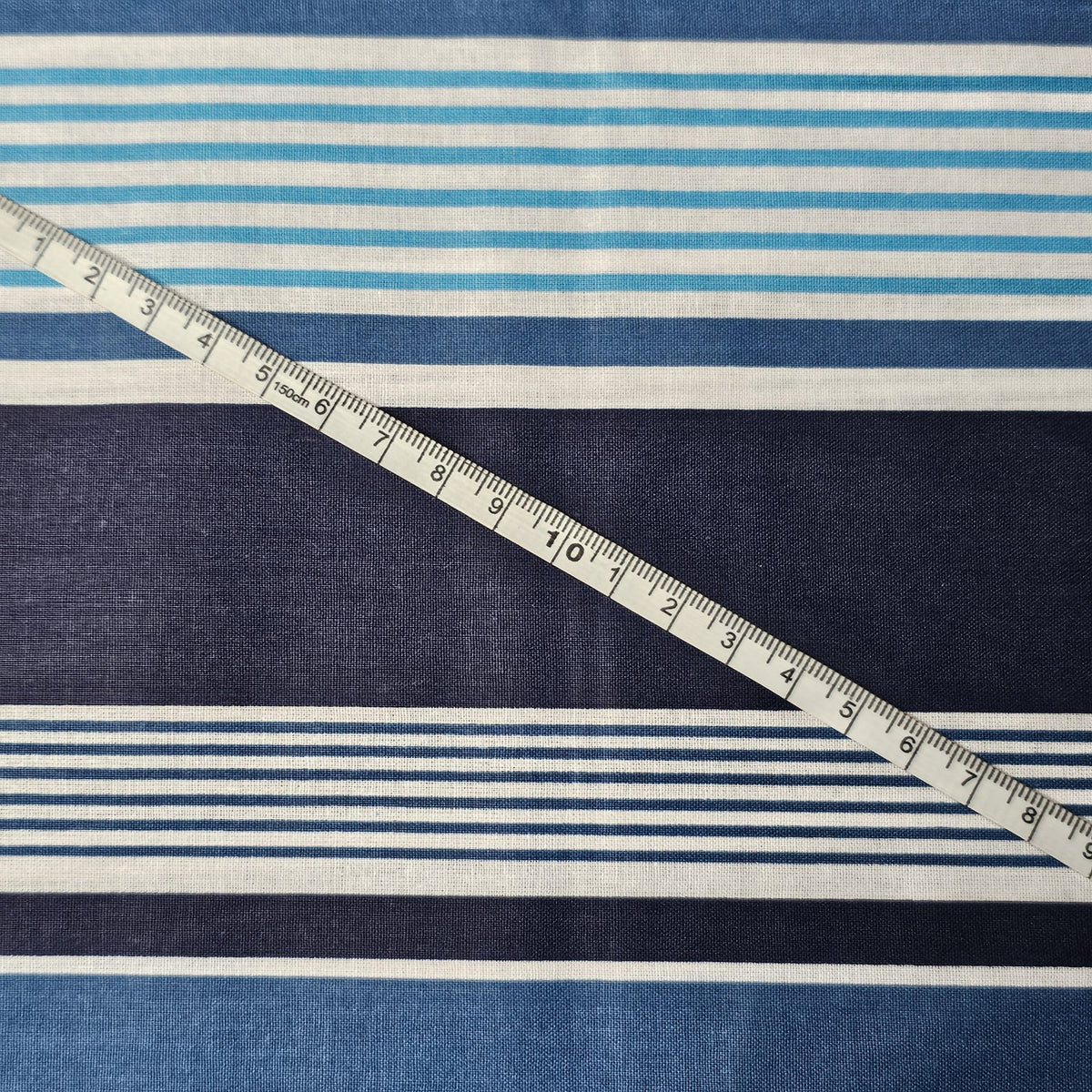 Crafty Fabrics - Vaeagno Design - CC155