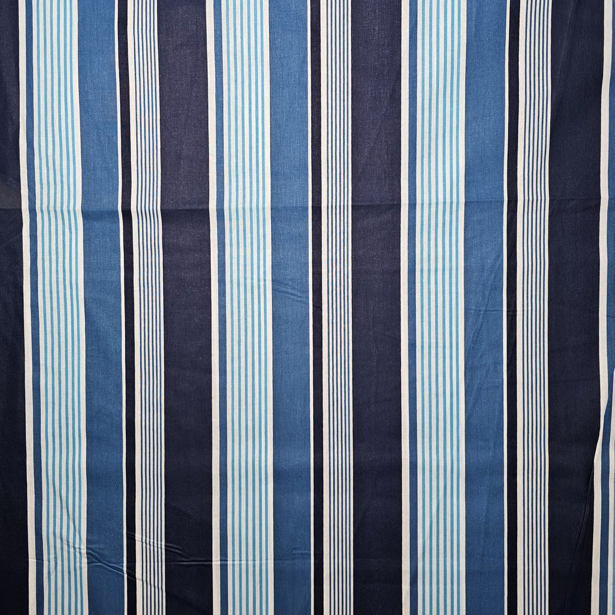 Crafty Fabrics - Vaeagno Design - CC155