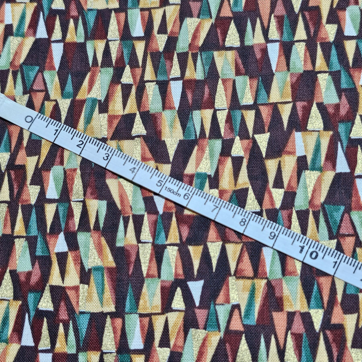 Makower - Golden Geometric - M193