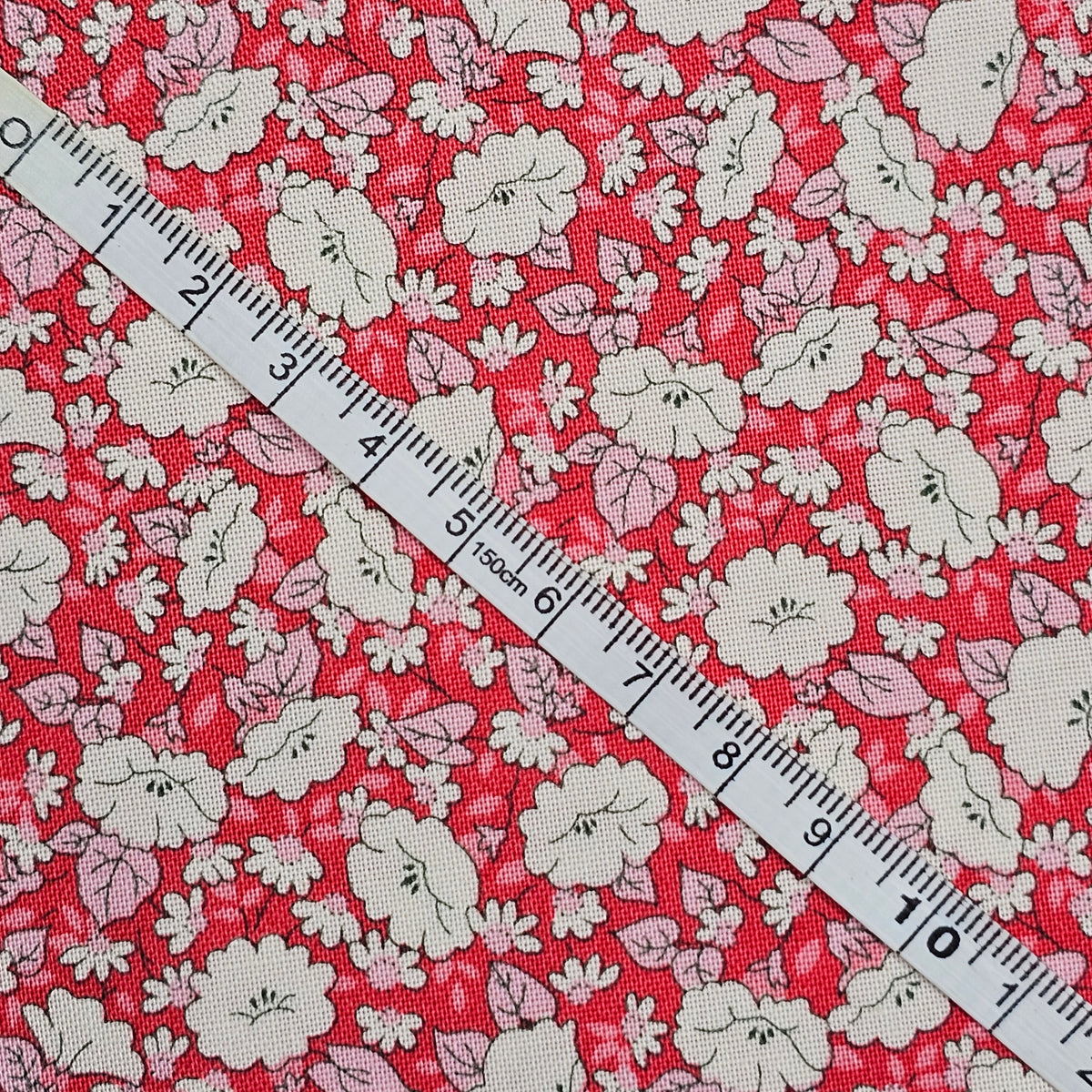 Liberty - Tudor Collection - Mayflower Meadow - L325