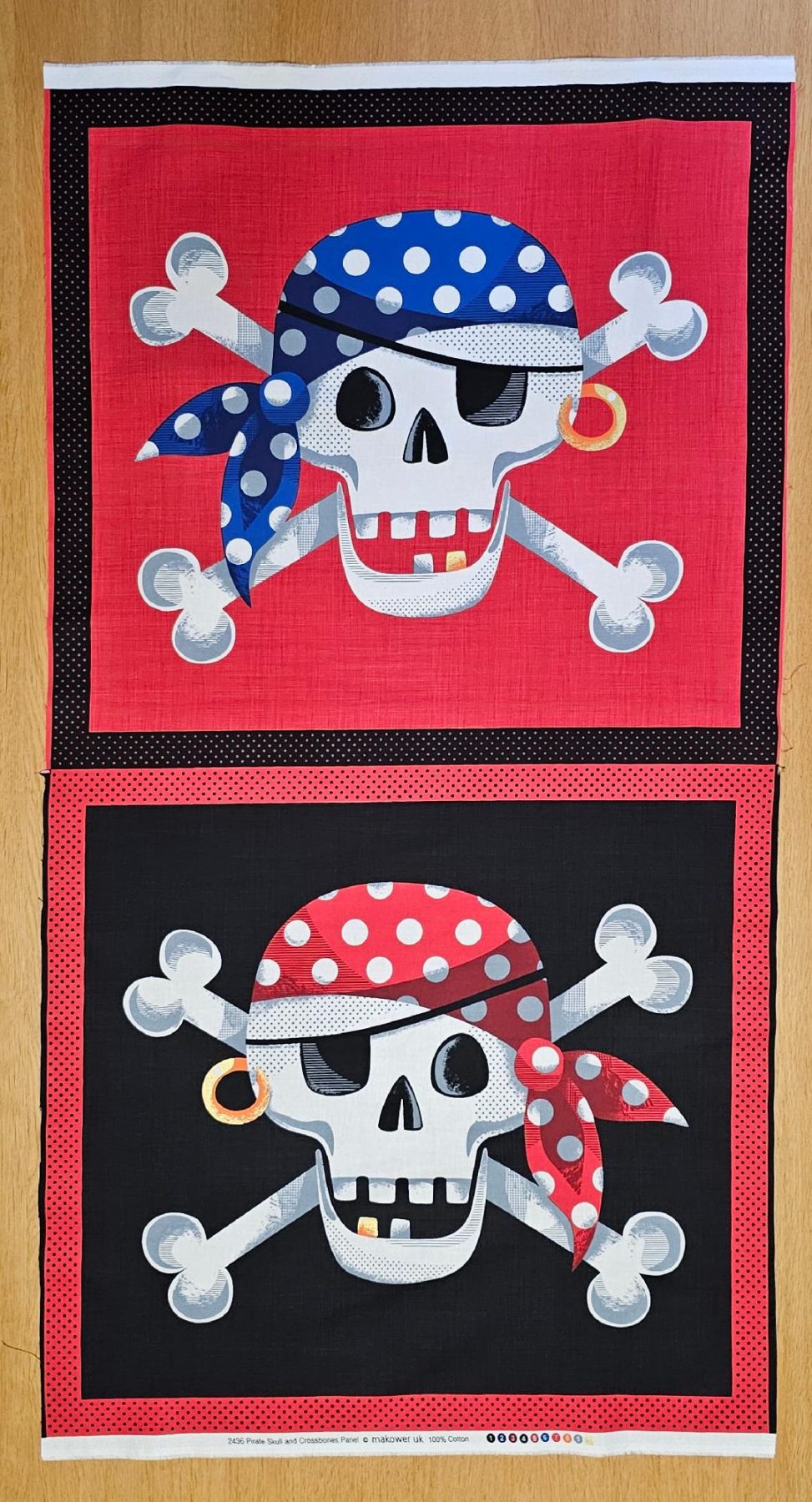 Fabric Panel - Pirate Skull and Crossbones - Panel 34